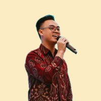 Helwen Jau Ujang