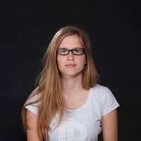 Eszter Sára