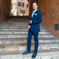 Milos Micael Holmlund