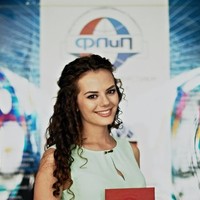 Анна Литвинова