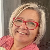 Dorothy Bond
