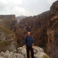 Román D.