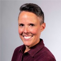 Lindsay Barr
