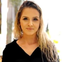 Aline Barbieri de Oliveira