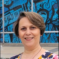 Goli Eshratabadi