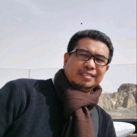 Agus Hidayat, S.H., Sp.N.