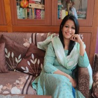 Azra Anis