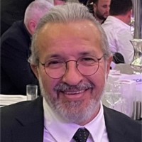 Hakkı Yıldız