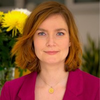 Laura Goetze