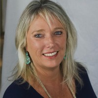 Jayne Kelly