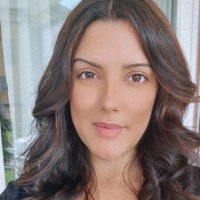 Manuela Villa Correia