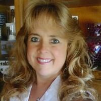 Laura Stone