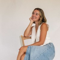 Molly Jacobs