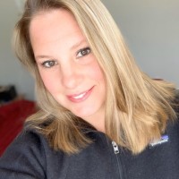 Kelly Bouwman Rt (R)