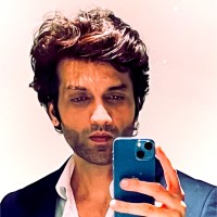 Mayank Agnihotri