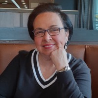 Sue Fernandez
