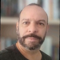 William De Queiroz