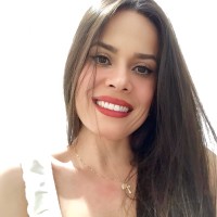 Ellen Araújo