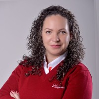 Camila Eveline dos Santos