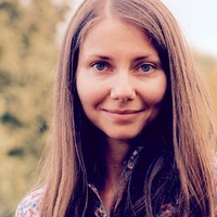 Наталья Попова