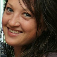 Amanda Vaught