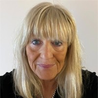 Lori Laderoute