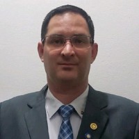 Adriano Giraldi Martins