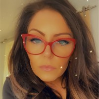 Stacie W