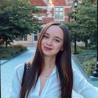 Alina Roth