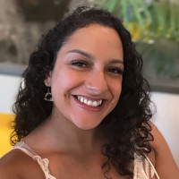 Deana Ayala