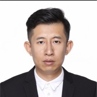 石皓天