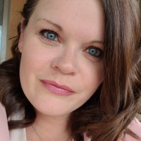Nicole Wolhart