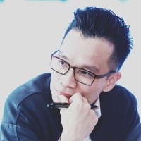 Jinyong L.