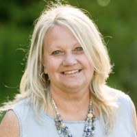 Holly Delahaut-Butenhoff