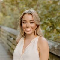 Bella Dennis