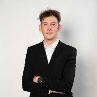 Nicklas Barrow
