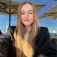 Isa De Vries