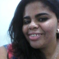 Cláudia Aline