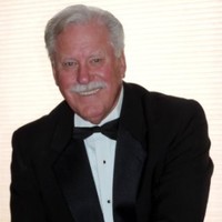 Dennis Houser