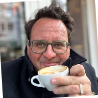 Dr. Oliver Ratajczak