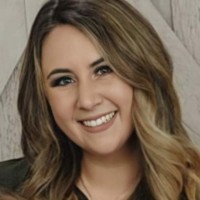Kristen Araps