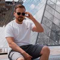 Niklas Stader