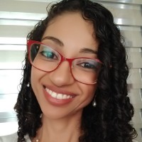 Aline Guimarães
