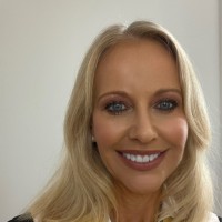 Janice Mccrudden Bsc Fcoptom Diptp(Ip) Prof Cert Med Ret