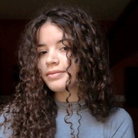 Yasmim Lemos Moura