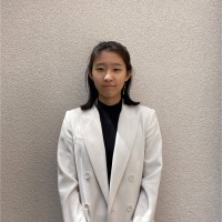 Min Ji Kim