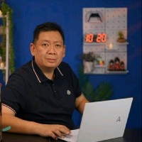 Charles Hidajat