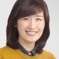 김현정
