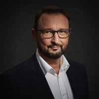 Artur Wołoszyn, Mba