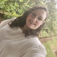 Tainá Lizi Vendrame